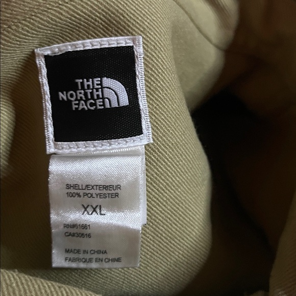 The North Face ButtonDown Shirt - Picture 7 of 10